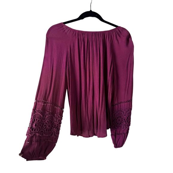 FRANCESSCAS LONG SLEEVE BOHO CROCHET SLEEVE TOP TIE FRONT MAROON SIZE SMALL - Picture 8 of 8